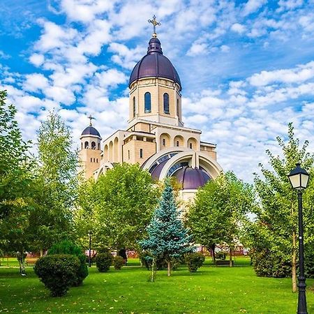 Ultracentral,Parcul Catedralei,Apartament 2 Camere Bacau Bagian luar foto