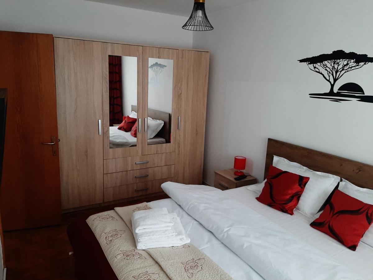 Ultracentral,Parcul Catedralei,Apartament 2 Camere Bacau Bagian luar foto